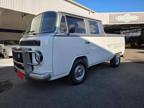 VOLKSWAGEN KOMBI 1.6 MI PICK-UP CS 8V GASOLINA 2P MANUAL VOLKSWAGEN KOMBI 1.6 MI PICK-UP CS 8V GASOLINA 2P MANUAL